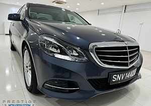 Mercedes Benz E200 Sedan R17 LED 2015 Blue keyless